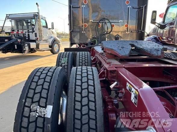 Peterbilt 389 Vlačilci