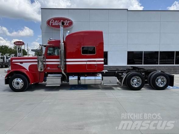 Peterbilt 389 Vlačilci
