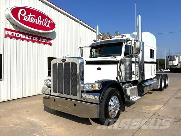 Peterbilt 389 Vlačilci