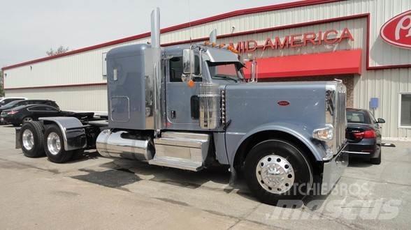 Peterbilt 389 Vlačilci