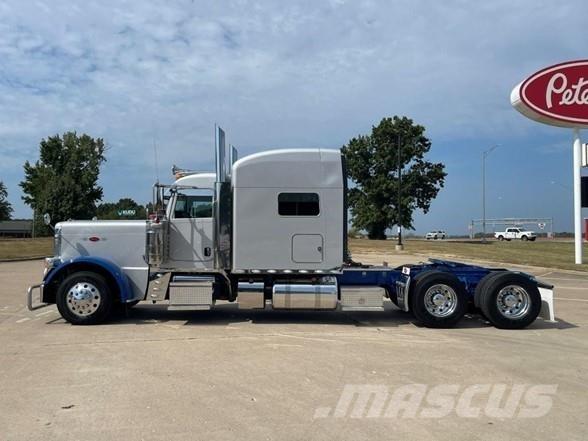 Peterbilt 389 Vlačilci