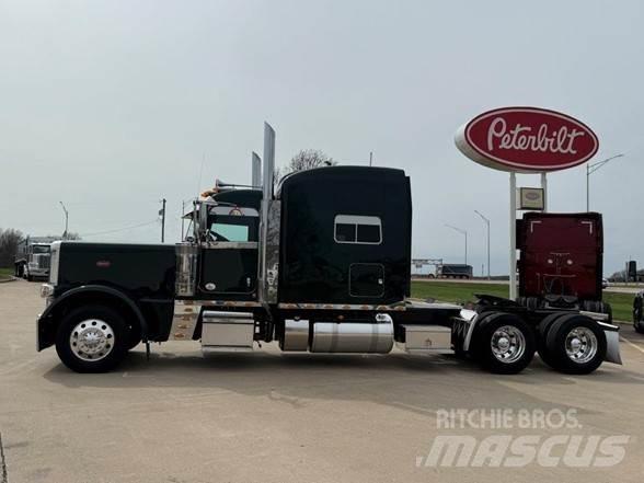 Peterbilt 389 Vlačilci