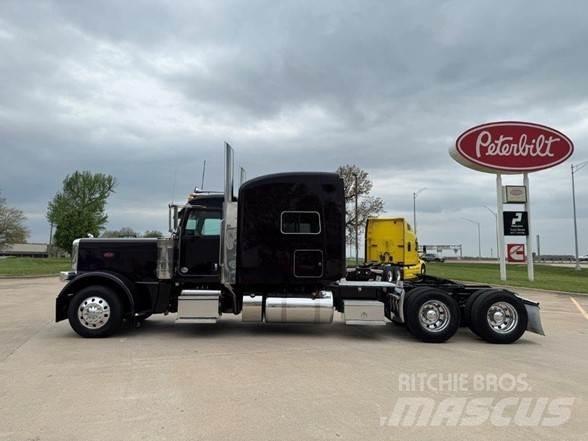 Peterbilt 389 Vlačilci