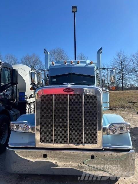 Peterbilt 389 Vlačilci