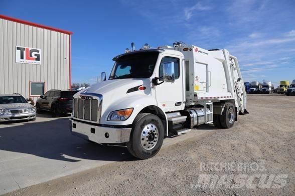 Peterbilt 536 Komunalni tovornjaki