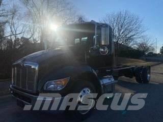 Peterbilt 536 Tovornjaki-šasije