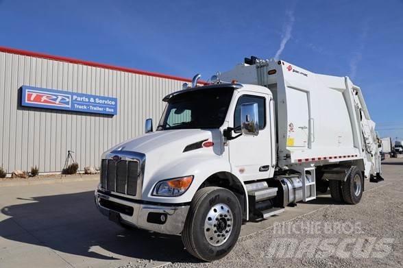 Peterbilt 537 Komunalni tovornjaki