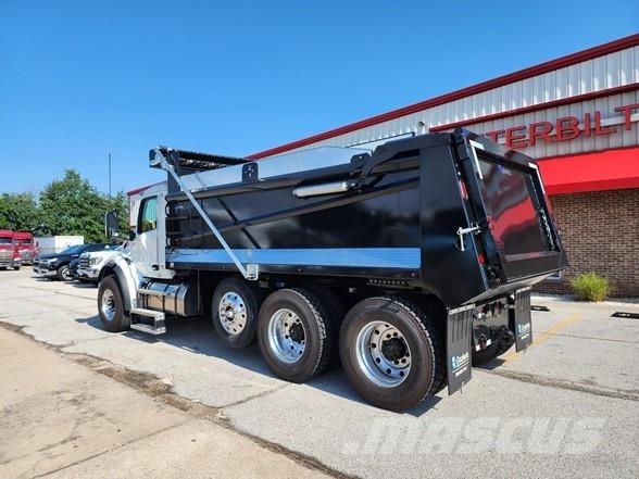 Peterbilt 548 Kiper tovornjaki
