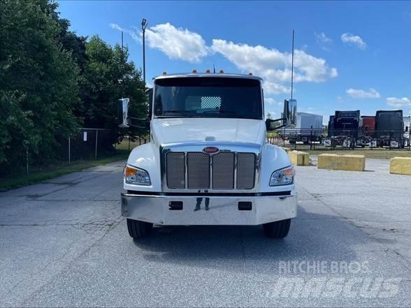 Peterbilt 548 Tovornjaki s kesonom/platojem