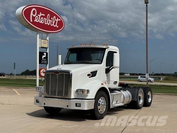 Peterbilt 567 Vlačilci