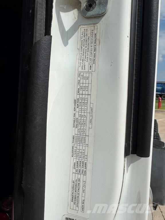 Peterbilt 567 Vlačilci