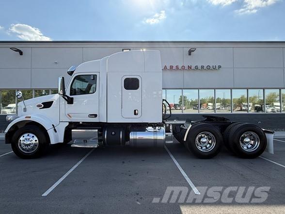 Peterbilt 567 Vlačilci