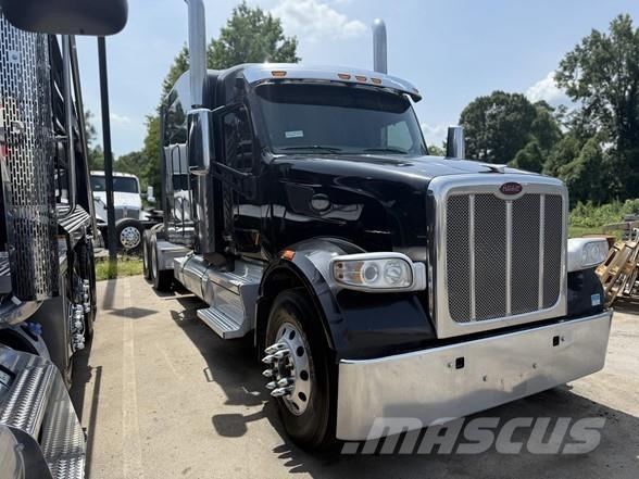 Peterbilt 567 Vlačilci