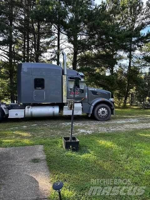 Peterbilt 567 Vlačilci