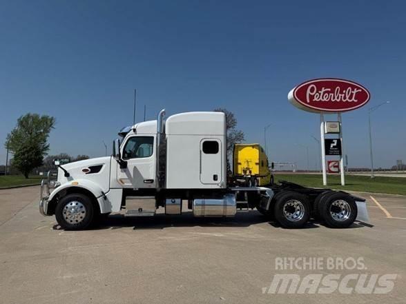 Peterbilt 567 Vlačilci