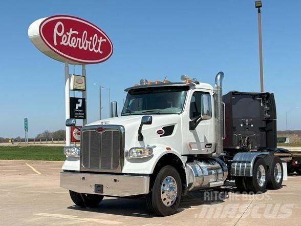 Peterbilt 567 Vlačilci