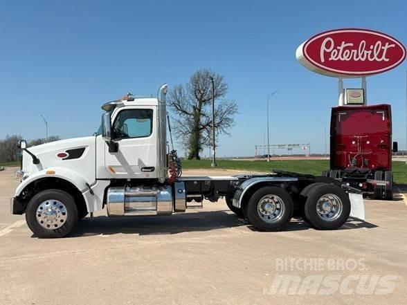 Peterbilt 567 Vlačilci