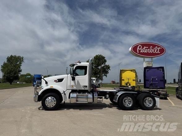 Peterbilt 567 Vlačilci