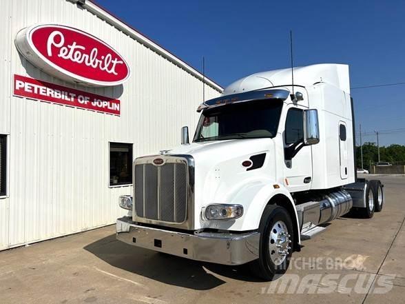 Peterbilt 567 Vlačilci