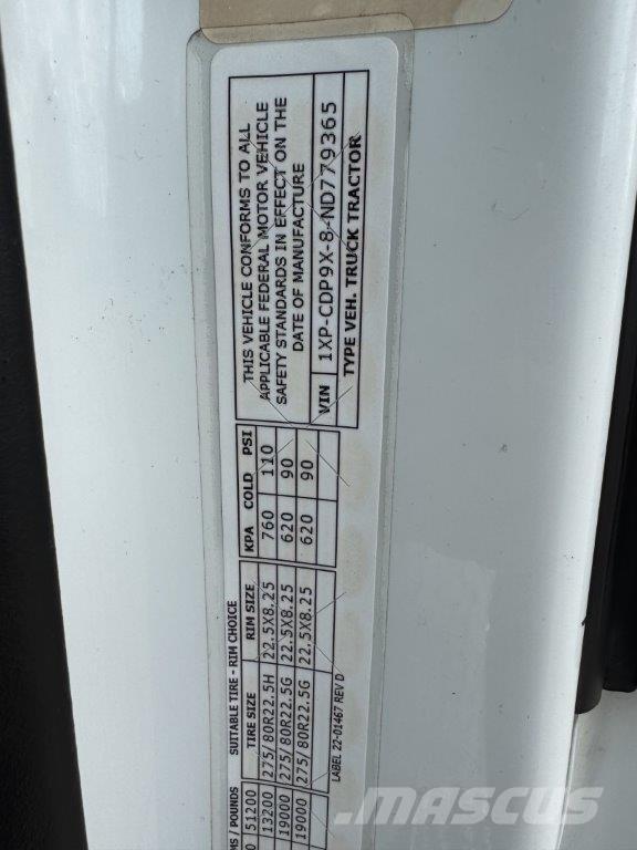 Peterbilt 567 Vlačilci