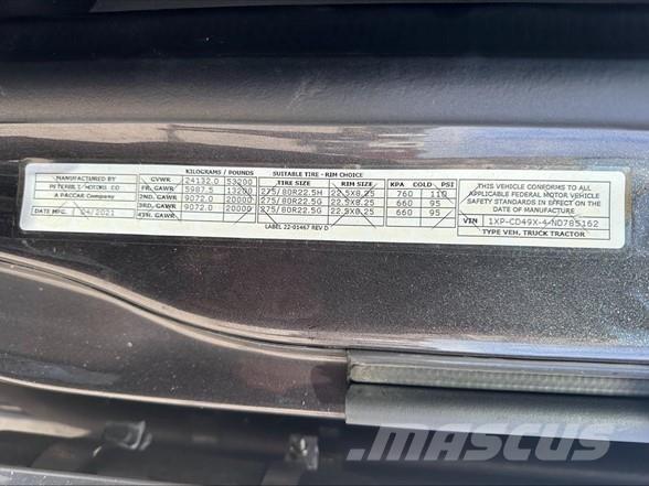 Peterbilt 567 Vlačilci