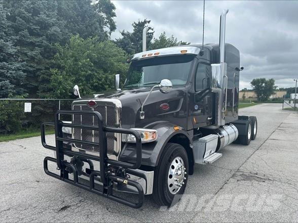 Peterbilt 567 Vlačilci