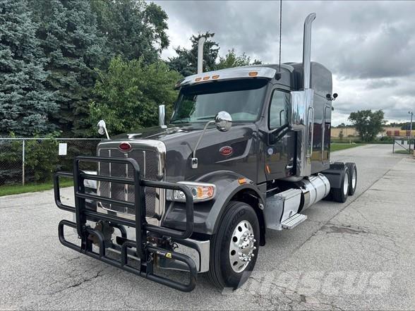 Peterbilt 567 Vlačilci