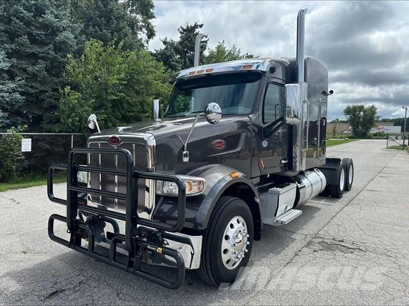 Peterbilt 567 Vlačilci