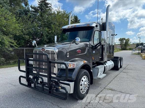 Peterbilt 567 Vlačilci