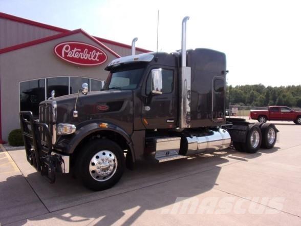 Peterbilt 567 Vlačilci