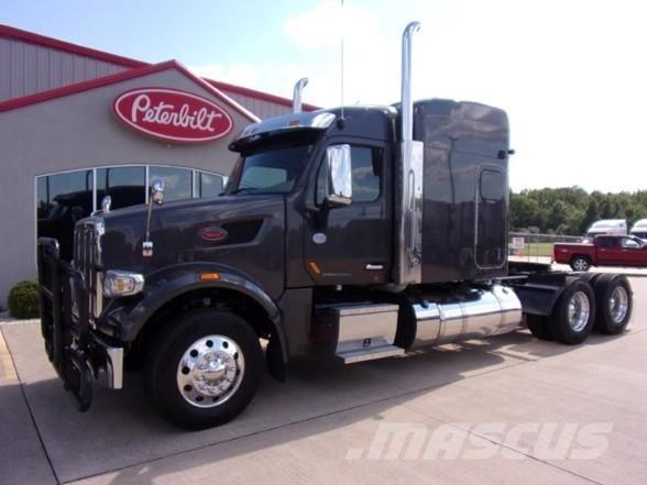 Peterbilt 567 Vlačilci