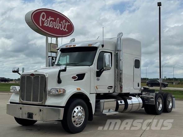 Peterbilt 567 Vlačilci