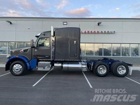 Peterbilt 567 Vlačilci