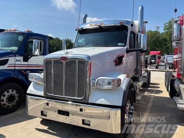 Peterbilt 567 Vlačilci