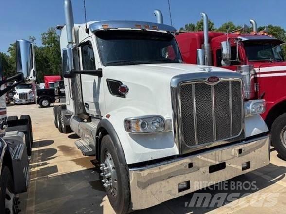 Peterbilt 567 Vlačilci
