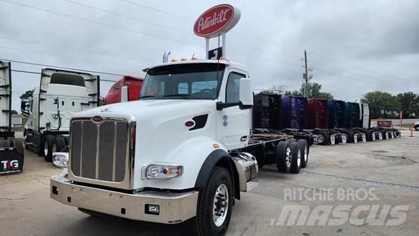 Peterbilt 567 Tovornjaki-šasije