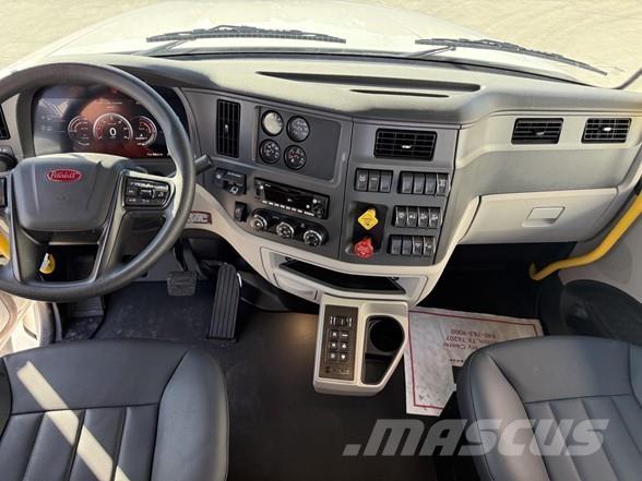 Peterbilt 567 Vlačilci