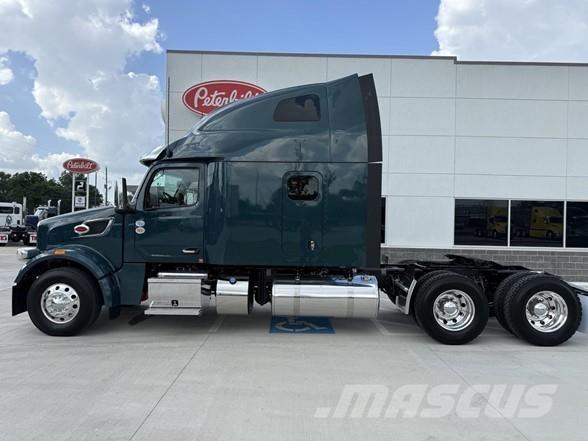 Peterbilt 567 Vlačilci
