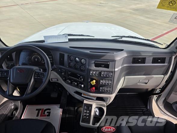 Peterbilt 567 Kiper tovornjaki