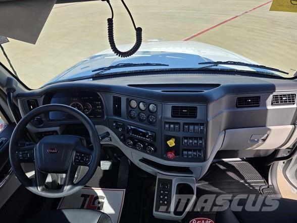 Peterbilt 567 Kiper tovornjaki