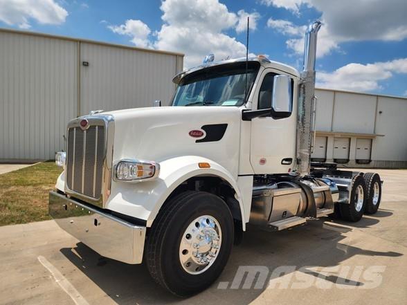 Peterbilt 567 Vlačilci