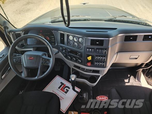 Peterbilt 567 Vlačilci