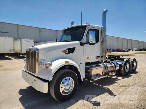 Peterbilt 567 Vlačilci
