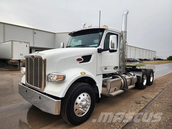 Peterbilt 567 Vlačilci