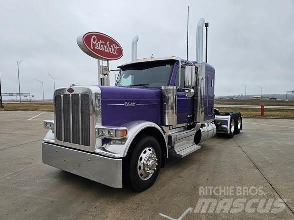 Peterbilt 589 Vlačilci