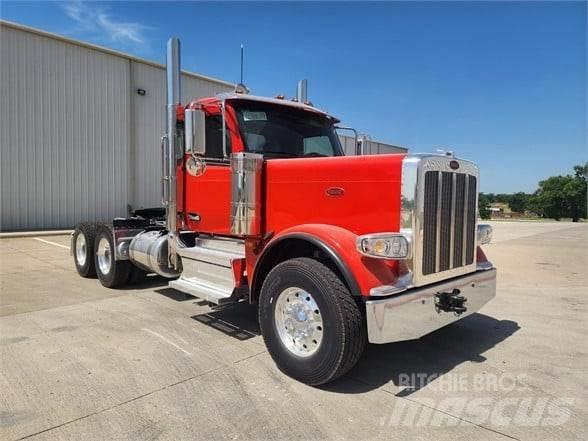 Peterbilt 589 Vlačilci