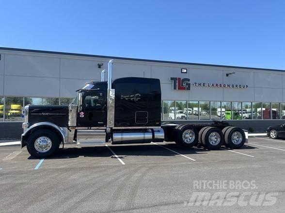 Peterbilt 589 Vlačilci
