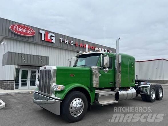 Peterbilt 589 Vlačilci