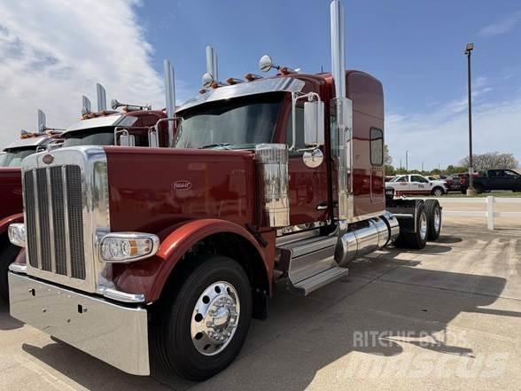 Peterbilt 589 Vlačilci