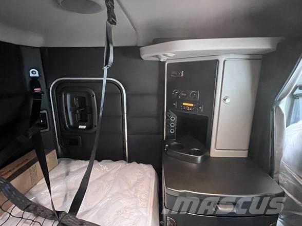 Peterbilt 589 Vlačilci